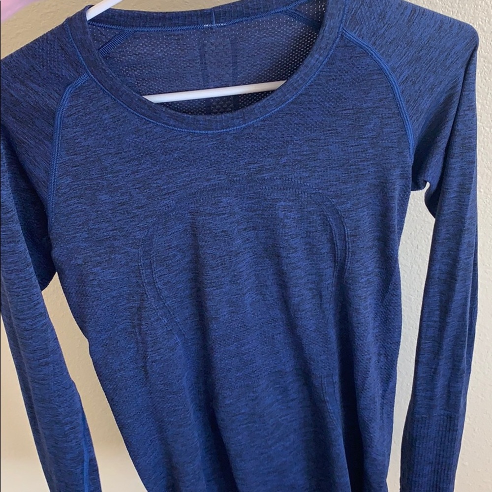 Navy Blue Lululemon Size 6 Swiftly Tech
